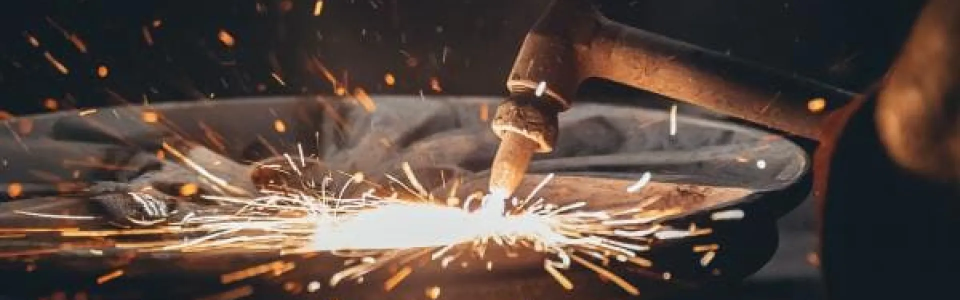 Gaz de découpe et soudage industriel - Air Liquide