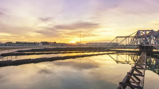 Les enjeux majeurs du traitement des eaux usées industrielles