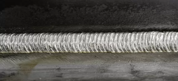 Заваръчен шев при МАГ заваряване