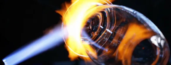 Rebrûlage et Polissage des surfaces des articles en verre