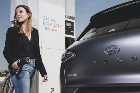 For_Web-H2 STATION ROISSY (France) + NEXO HYUNDAI